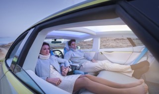 Driverless cars - enjoying the view