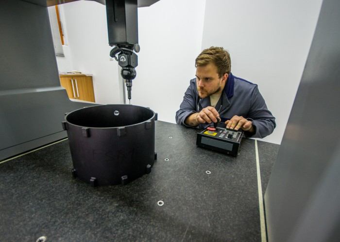 Elaphe-coordinate-measuring-machine-1