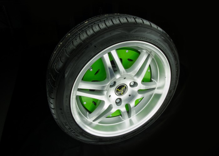 Elaphe-M700-In-Wheel-Motor-1